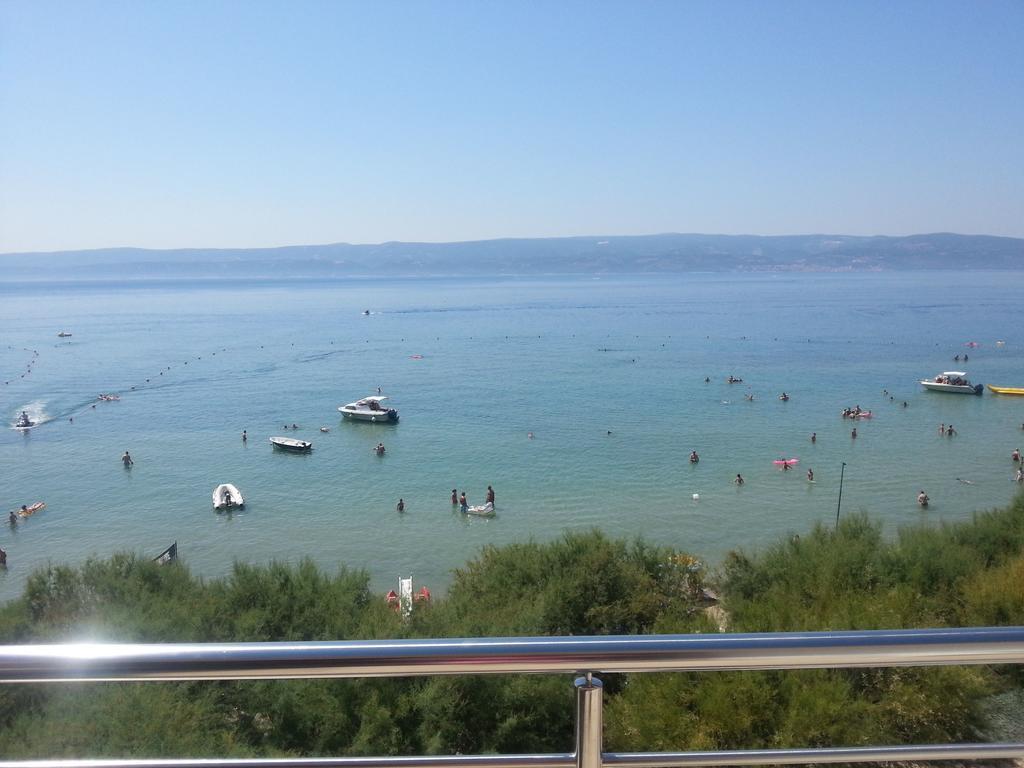 Filip Apartment Omis Bagian luar foto