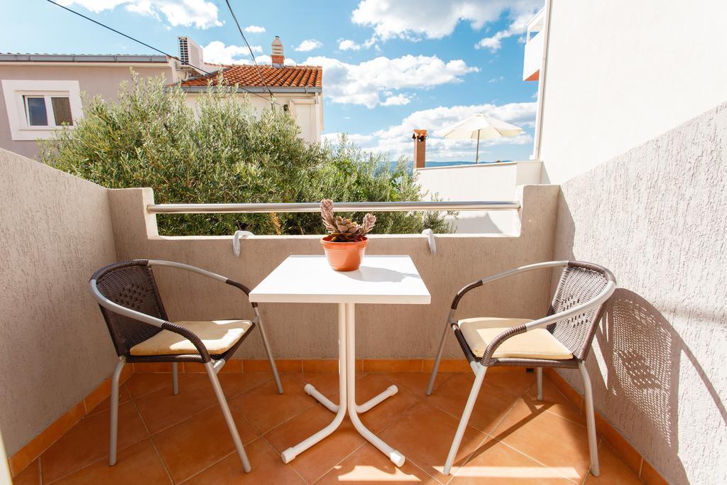Filip Apartment Omis Ruang foto