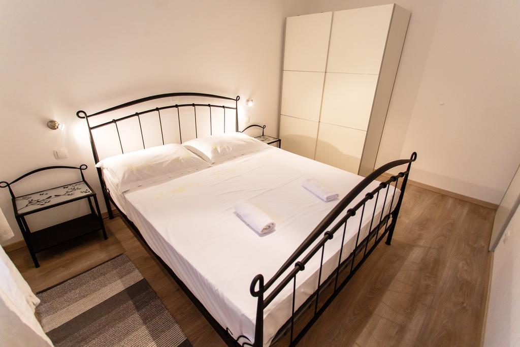 Filip Apartment Omis Ruang foto